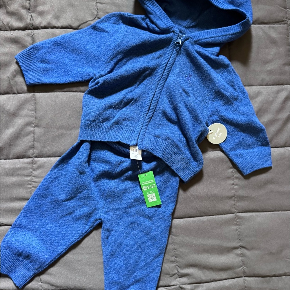 New GAP Blue Baby Hoodie and Pants Set, 3-6 months